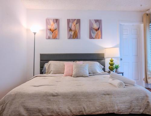 Stylish 3-Bedroom Las Vegas Getaway with Amenities, Las Vegas (photo 6)
