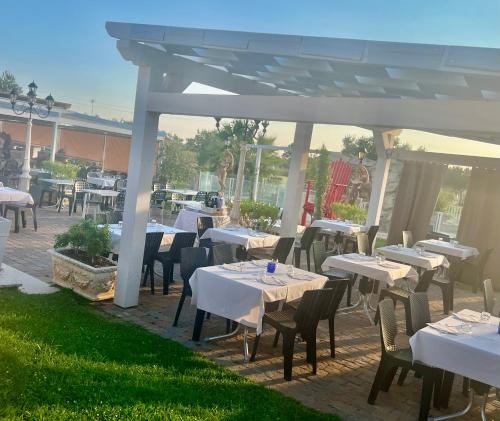Il giardino di nunzia in Прінципіна Тера