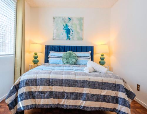 Stylish 3-Bedroom Las Vegas Getaway with Amenities, Las Vegas (photo 8)