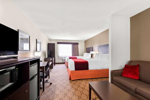Best Western Palmyra Inn & Suites - image 43