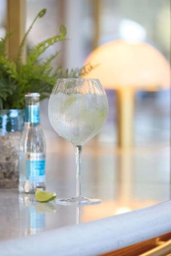 DoubleTree by Hilton London Chelsea - image 11