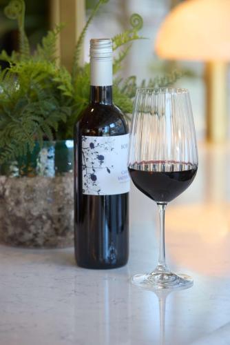 DoubleTree by Hilton London Chelsea - image 7