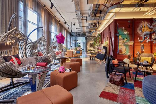 Moxy Cologne Muelheim, Köln (Foto 10)