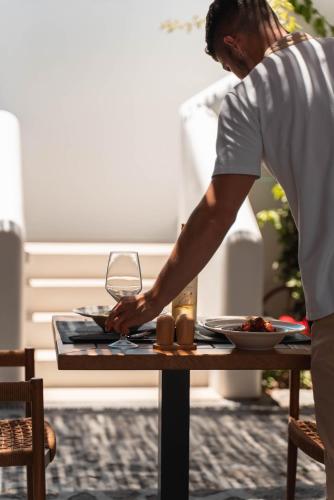 590503569 NĒRO Suites by NOMÉE Hospitality Group
