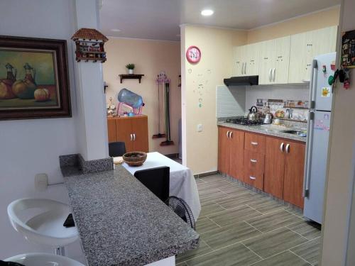 Casa de descanso en Anapoima en condominio cerrado - hasta 8 personas in Anapoima