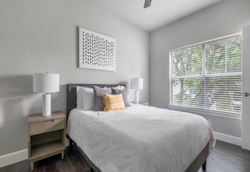 RiverPark Apartments by Barsala in Richmond, USA