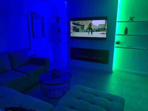 Royal Palm Oasis-Pool,King Suite,Quiet,Beach 5miis in Fort Lauderdale, USA