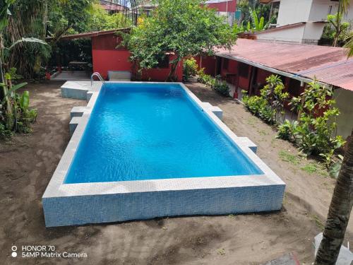 Bassein, Hotel Don Quichotte in Tortuguero
