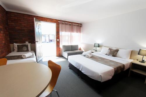 蓝影汽车旅馆 (Blue Shades Motel) in 马里伯勒