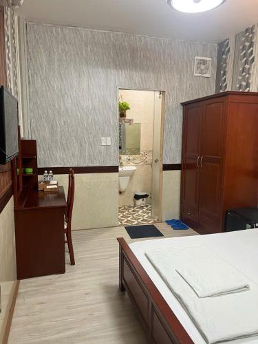 Angkor 2 Hotel near Benh Vien Go Vap in Gò Vấp