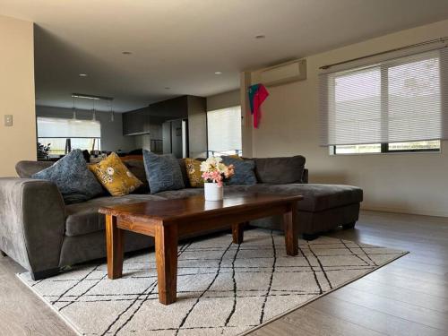 Bright & Cozy Studio Room 101 in تي أتاتو