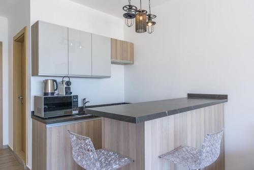 Faqra -2BR Hideout in Kfardebian