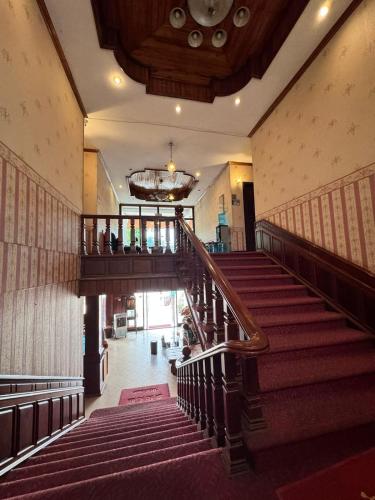 Exterior view, ShuYa Hotel 舒雅酒店 in Ban Vieng Mai Road