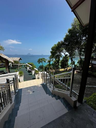 Garden, Shari-la Island Resort in Perhentian Islands