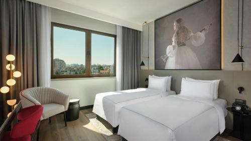 88 Rooms Hotel - image 3