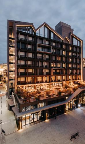 U.I.J Hotel&Hostel (UIJ) in Tainan