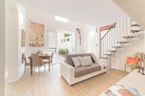 Cittadella Apartment by Mamo Florence - image 4
