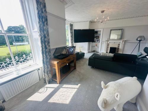 Buchan Guest House - image 2