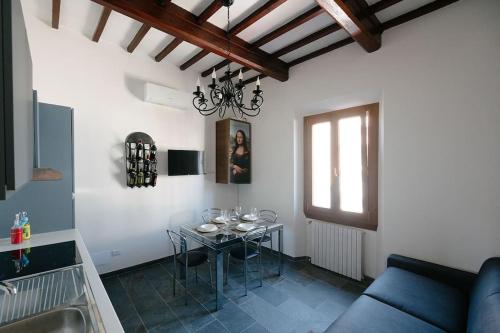 Casa del borgo antico in 波吉邦西市中心