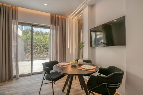 Kiwi Boutique Studios 2