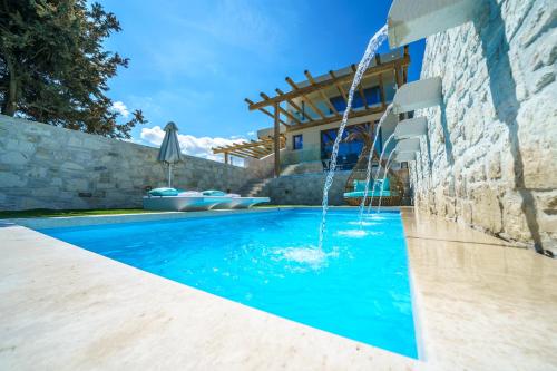 Casa Astra 3