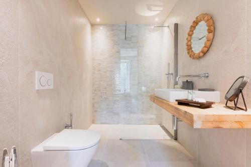 ASILO in BAROLO - La Villa, Barolo (Foto 5)