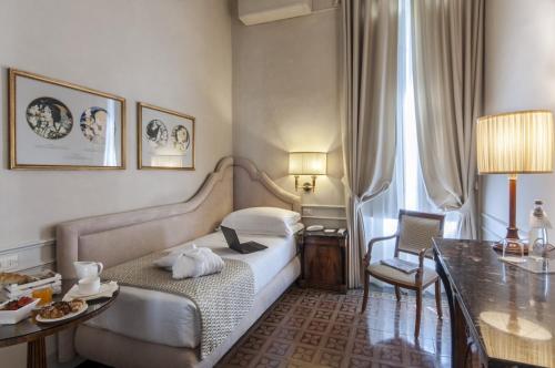 Single Room image 4