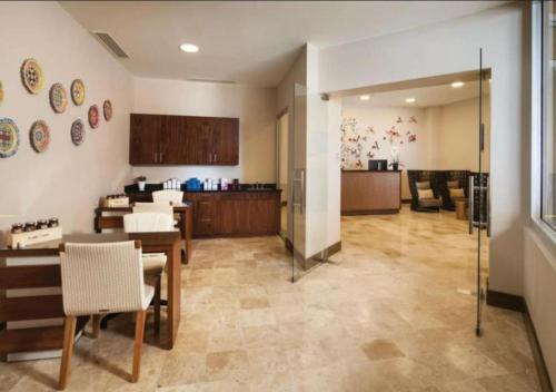 Iekārtas, Family Fun by Sea of Cortez in this resort 2BD condo with resort amenities pool and spa kids club in Guerrero Negro