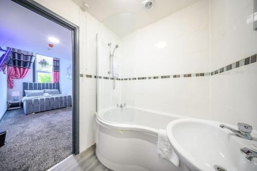 -F5GH- For relaxed & Cosy stay, Free Parking, WiFi, Leeds (foto 9)