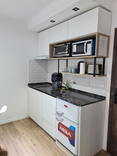 Deluxe Suite image 4