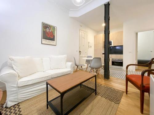 Two-Bedroom Apartment image 5
