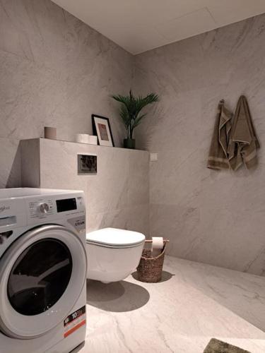 Uus uhe toaline korter kesklinnas in Veerenni