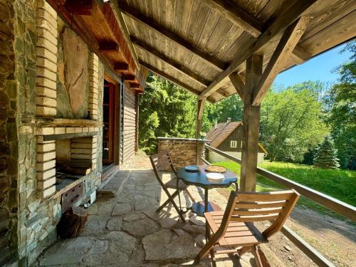 Balcony/terrace, Srub v Bolkovskem udoli in Cerny Dul