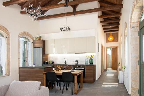 Kitchen, Divine Crete in Paliani
