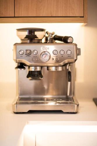 Stunning Apartment in the Centre of East Grinstead in Східний Грінстед