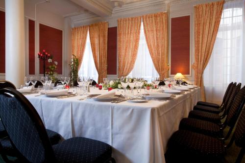 ห้องอาหาร, Logis Le Midland in วิชี