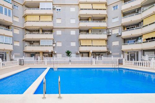 Two-Bedroom Apartment with Balcony image 2