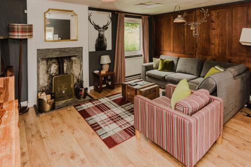Old Kyle Farm - Stunning Views - 2 mins from Skye Bridge in 基里金