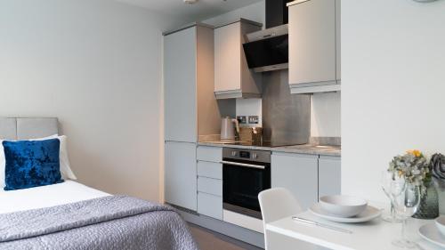 Cotels at The HUB Serviced Apartment - image 4