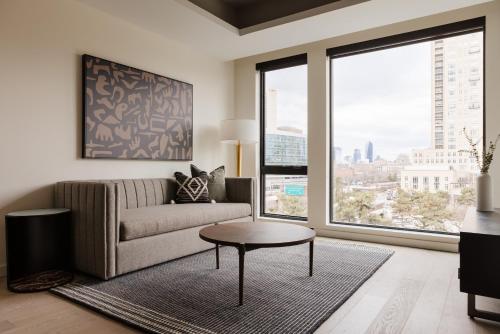 One-Bedroom Spacious Apartment with Queen and Sofa Bed