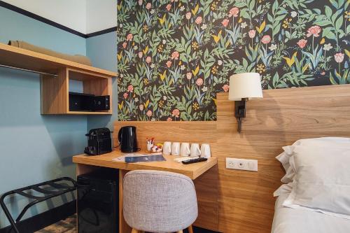 Small Family Room image 5