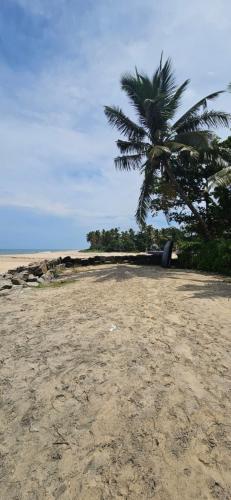 Triple Room with Sea View image 2