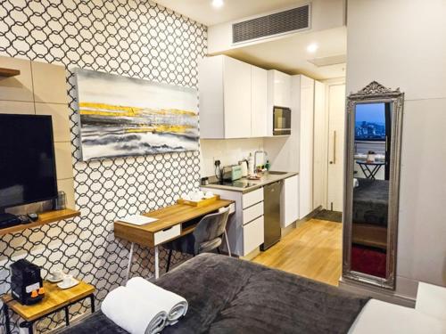 Illovo Central Apartments