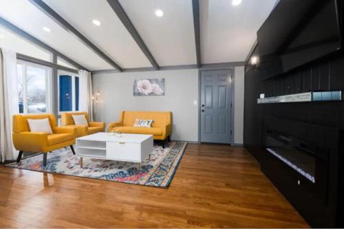 Lovely Home in Elmhurst in Elmhurst, USA