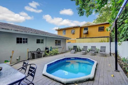 397B Beautiful home with Pool in Miami, USA