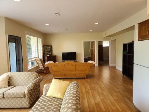 Expansive Dual-Kitchen Retreat in Point Roberts