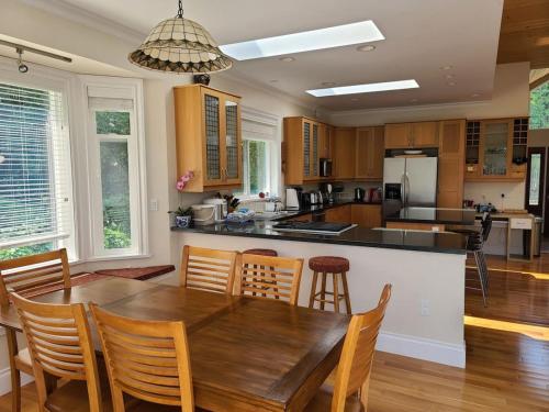 Expansive Dual-Kitchen Retreat in Point Roberts