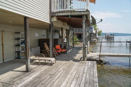 View, Sunset Paradise Cottage in Aurora