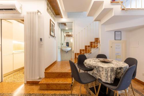 BolognaRoomscom- Isaia Garden Private Garden Spa Bath in Saragozza