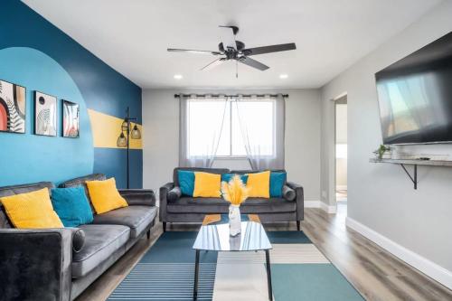 City View Newly Renovated 4 Beds with Free Parking LM1606 in Atlanta, USA